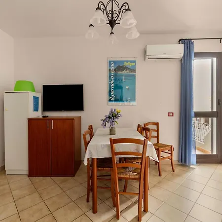 150 Meters From The Sea, 2 Swimming Pools, Air Conditioning *
