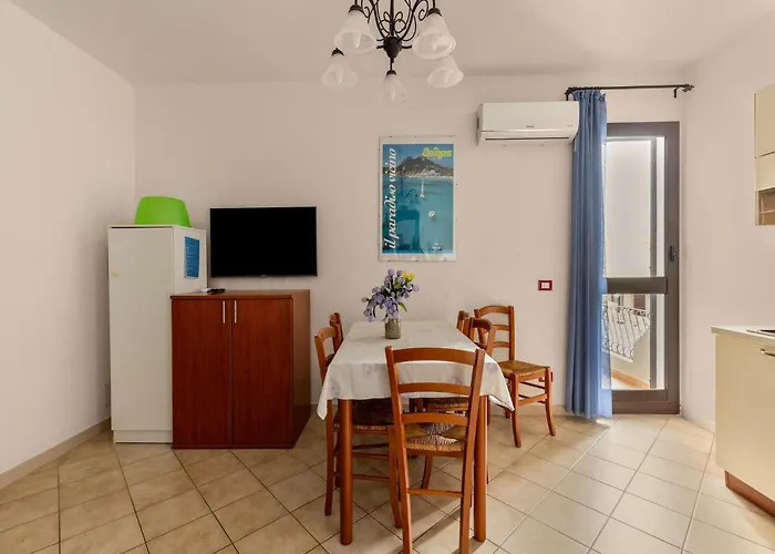 150 Meters From The Sea, 2 Swimming Pools, Air Conditioning *