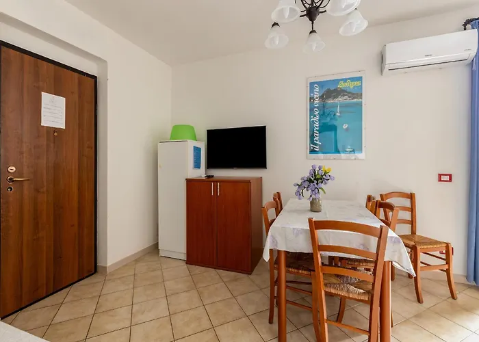150 Meters From The Sea, 2 Swimming Pools, Air Conditioning *